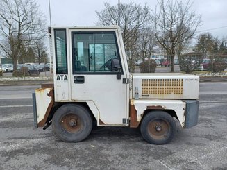 Tow tractor ATA 3600LPG - 2
