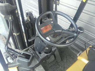 Four wheel front forklift Caterpillar EP25K-PAC - 4