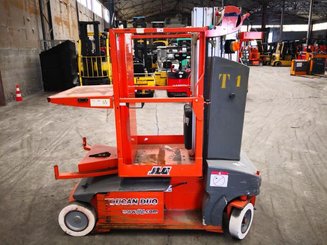 Vertical lift platform JLG TOUCAN DUO