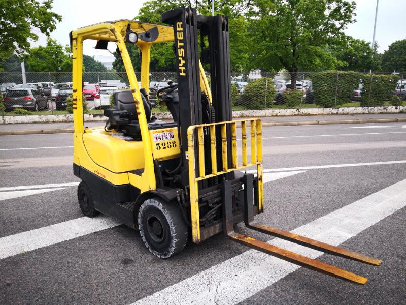 Four wheel counterbalanced forklift Hyster H1.8FT - 1