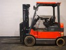 Four wheel front forklift Toyota 7FBMF25 - 2