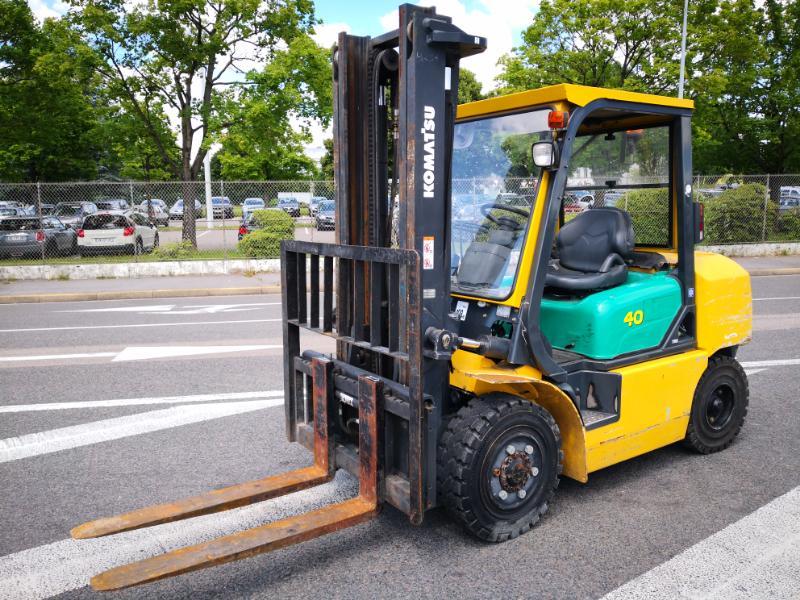 Four wheel counterbalanced forklift Komatsu FD40ZT-8 - 1