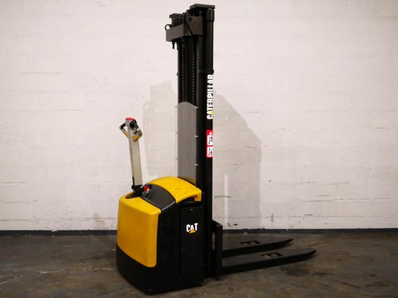 Pedestrian pallet stacker Caterpillar NSP16N - 1