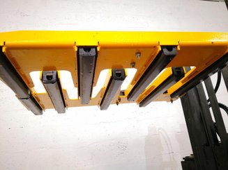 Single/multi fork 2 pallet handler Caterpillar 4000