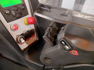 Reach truck Caterpillar NR14N - 10