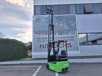 Three wheel front forklift Hangcha X3W10-I (CPDS10-XD4-I)