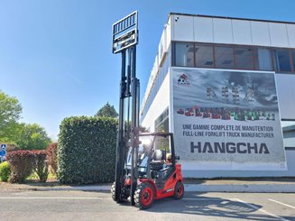 Four wheel front forklift Hangcha XF30G-2 - 6