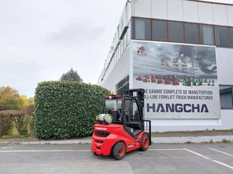 Four wheel front forklift Hangcha XF30G-2 - 4