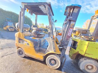 Four wheel front forklift Caterpillar GP18N2