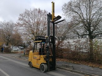 Four wheel front forklift Caterpillar GC45K SWB