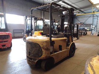 Four wheel front forklift Caterpillar EP35K