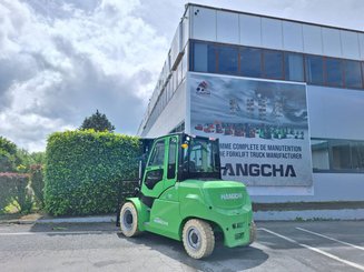 Four wheel front forklift Hangcha XC70i (CPD70-XCY2-SI)