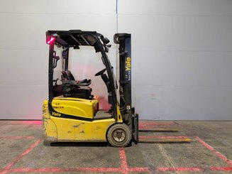 Three wheel front forklift Yale ERP16VT SWB