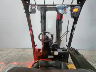 Three wheel front forklift Yale ERP16VT SWB