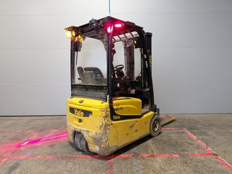 Three wheel front forklift Yale ERP16VT SWB