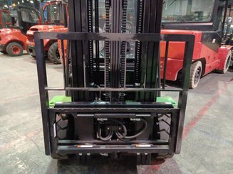 Four wheel front forklift Hangcha XC25i