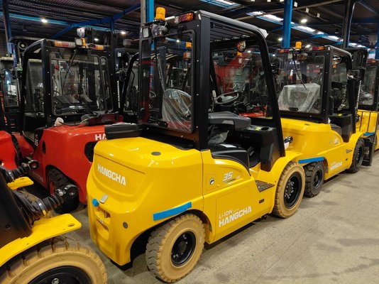 Electric forklift truck Hangcha XE35Hi (CPD35-XEY2H2-Si) - 1