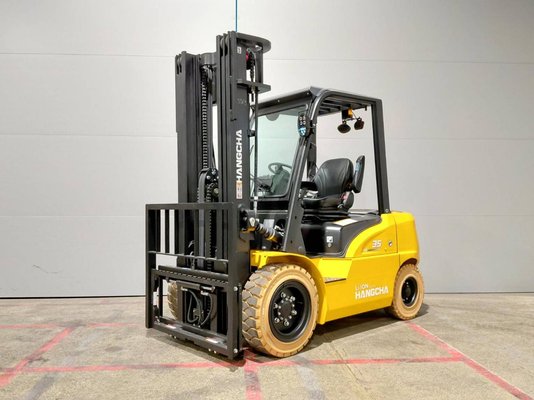 Four wheel front forklift Hangcha XE35i (CPD35-XEY2HA-SI) - 1