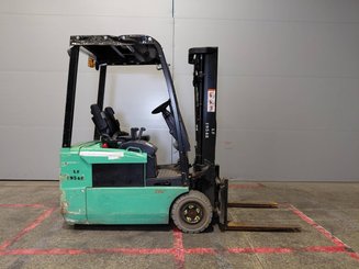 Three wheel front forklift Yale ERP16 ATF - 5