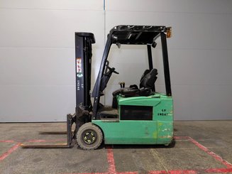 Three wheel front forklift Yale ERP16 ATF - 4