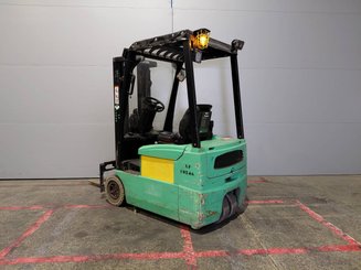 Three wheel front forklift Yale ERP16 ATF - 2