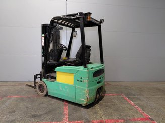 Three wheel front forklift Yale ERP16 ATF - 2