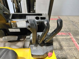 Three wheel front forklift Yale ERP15VC - 8