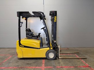 Three wheel front forklift Yale ERP18VT - 5