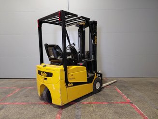 Three wheel front forklift Yale ERP15VC - 3