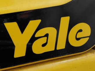 Three wheel front forklift Yale ERP15VC - 10
