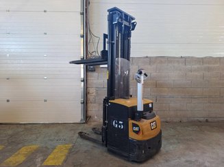 Pedestrian pallet stacker Caterpillar NSP16N2
