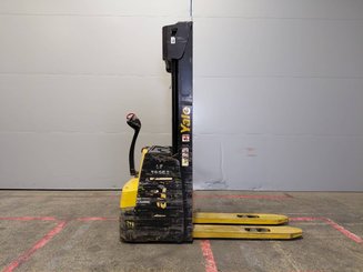 Pallet stacker Yale MS12AC - 4