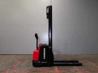 Pedestrian pallet stacker Hangcha CDD16-AEC2