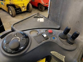 Stand-on pallet stacker Caterpillar NSR20N - 4