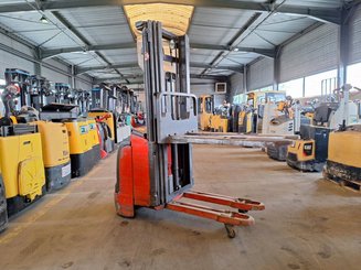Pedestrian pallet stacker Fenwick L16 - 11