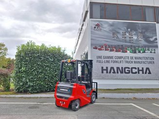 Four wheel front forklift Hangcha AE18