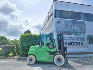 Four wheel front forklift Hangcha XC70i (CPD70-XCY2-SI)
