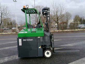 Four-way forklift Combilift CBE2500 - 2