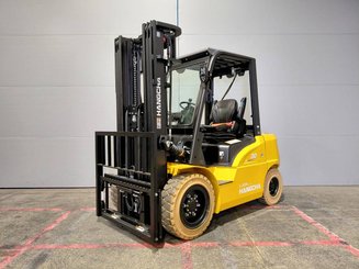 Four wheel front forklift Hangcha XE30i ( CPD30-XEY2HA-SI )
