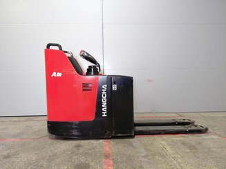 Stand-on pallet truck Hangcha CBD20-AZ3S-SU