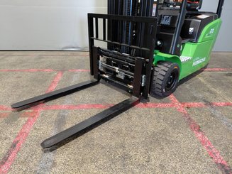 Three wheel front forklift Hangcha XC3-20i (CPDS20-XCY2G-SI)