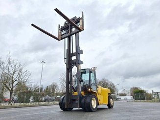 Four wheel front forklift Yale GDP140EC - 4