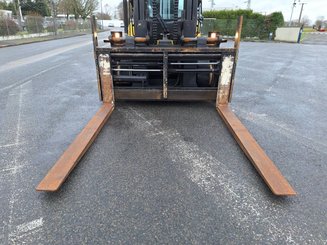 Four wheel front forklift Yale GDP140EC - 5