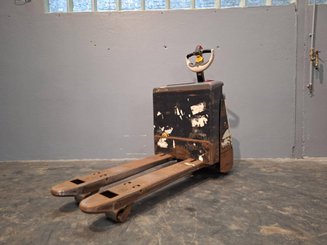 Pedestrian pallet truck Crown WP3015-1.6 - 7