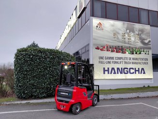 Four wheel front forklift Hangcha AE15 - 4