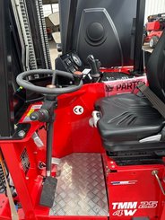 Truck mounted forklift Manitou TMM25 4W