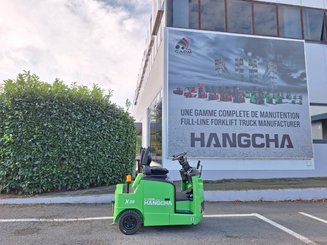 Tow tractor Hangcha QDD90-XD3i - 5