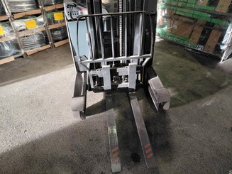 Reach truck Crown ESR5260-1.4 - 8