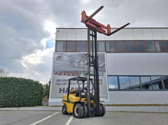 Four wheel front forklift Yale GLP45SVX5 - 7