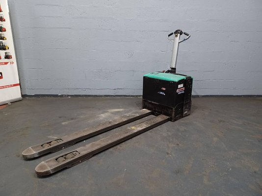 Pedestrian pallet truck Caterpillar NPP20M - 1